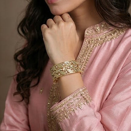 Elegant Gold-Tone Crystal Leaf Vine Bangle